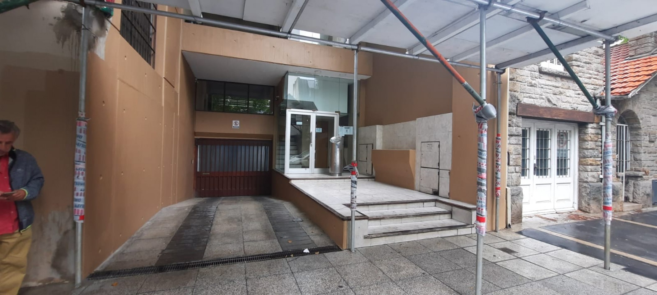 Vende departamento 4 amb con cochera