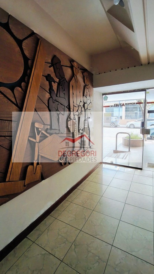 DEPARTAMENTO 2 AMBIENTES A LA VENTA CENTRO